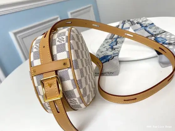 Aaa replica ru SOUPLE VUITTON LOUIS CHAPEAU PM BOITE 0701
